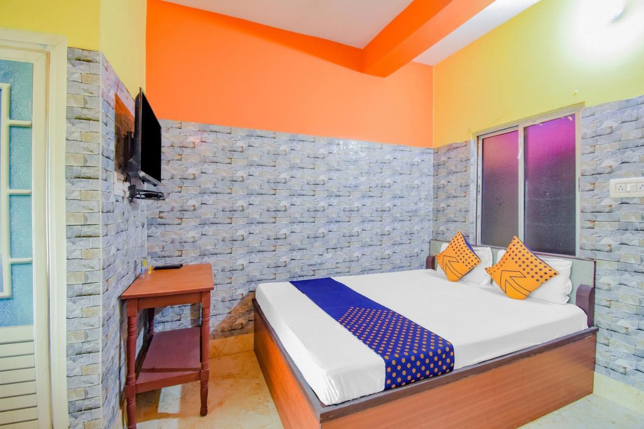 Spot On 74542 Aarav Hotel Jādabpur Eksteriør bilde
