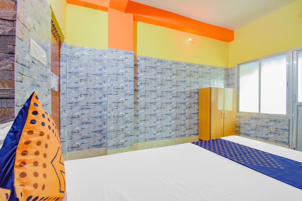 Spot On 74542 Aarav Hotel Jādabpur Eksteriør bilde